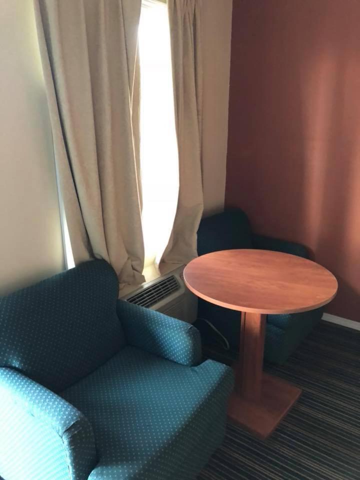 Scottish Inn And Suites Perry Bagian luar foto