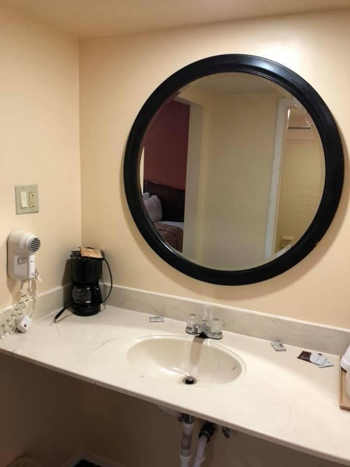 Scottish Inn And Suites Perry Bagian luar foto